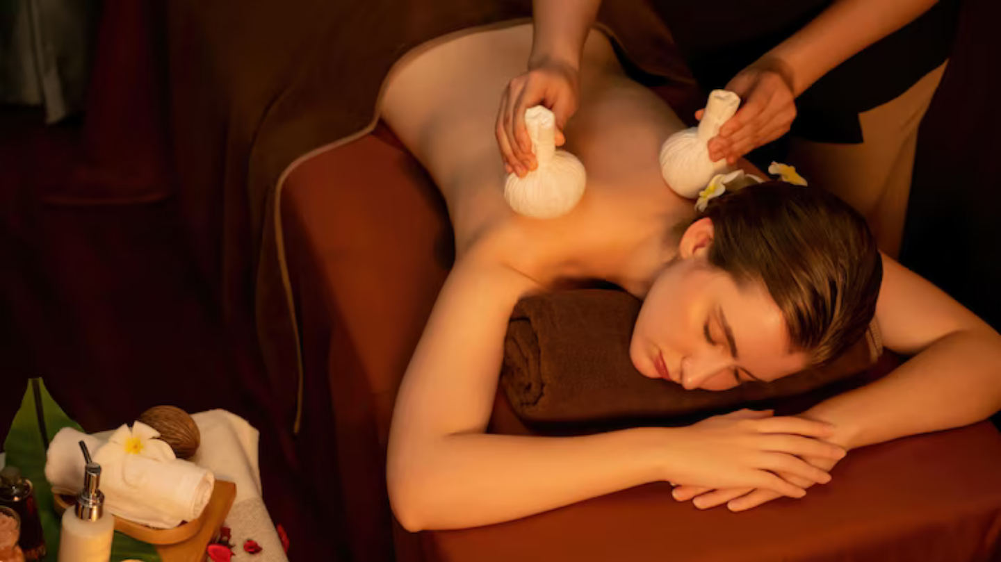 Aromatherapy Relaxing Massage